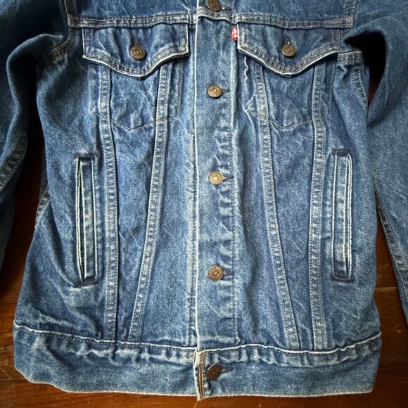 Vintage 80s Levi's Jean Jacket, Denim Trucker Made in USA - Picture 5 of 13